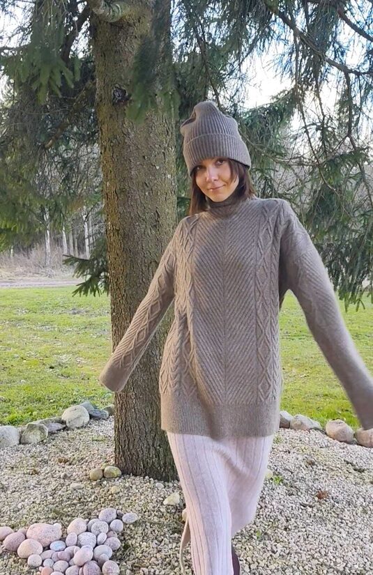 KAŠMIRA DŽEMPERIS EVAMOODE BELISIMA TUMŠI BRŪNS